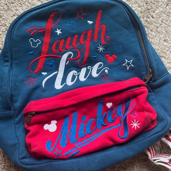 Disney backpack 4 of July edition with embroidered words on the front, used - Picture 2 of 9